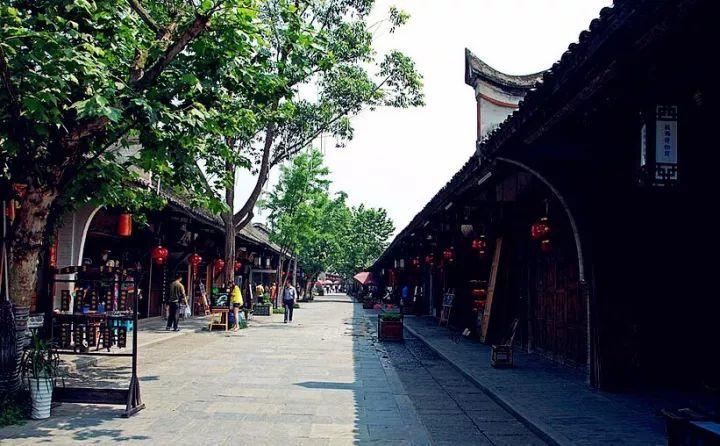 《铁拳8》发售画面惊艳 风间仁三岛一八对战场景亮眼